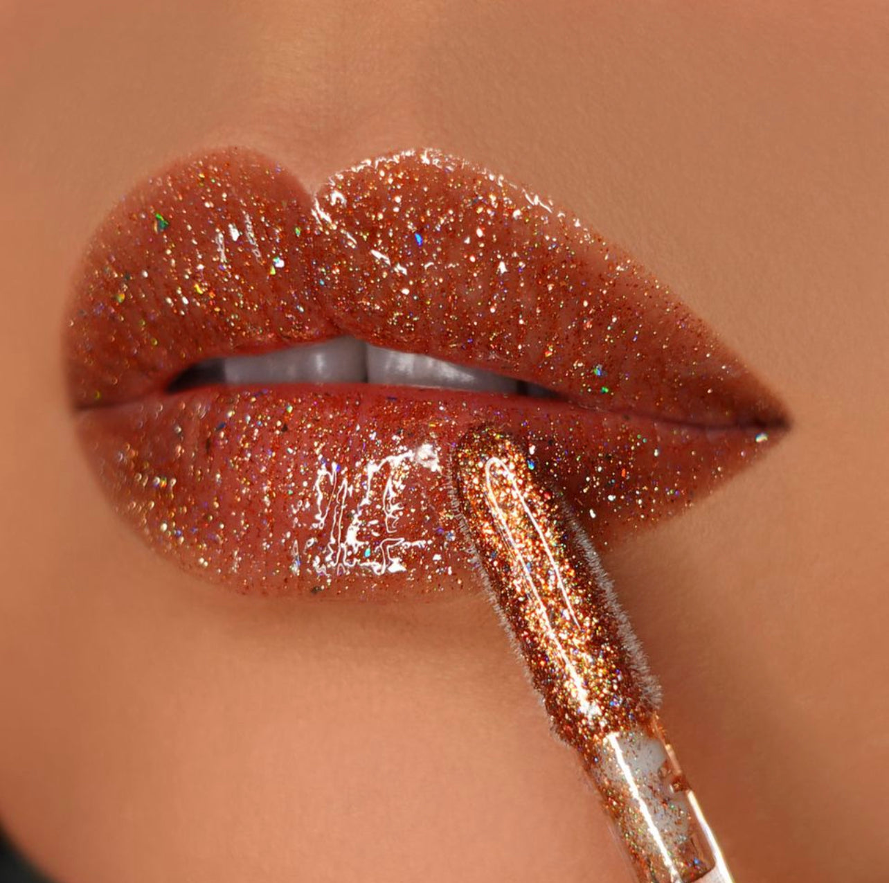 Queen Cosmetics: Golden Hour