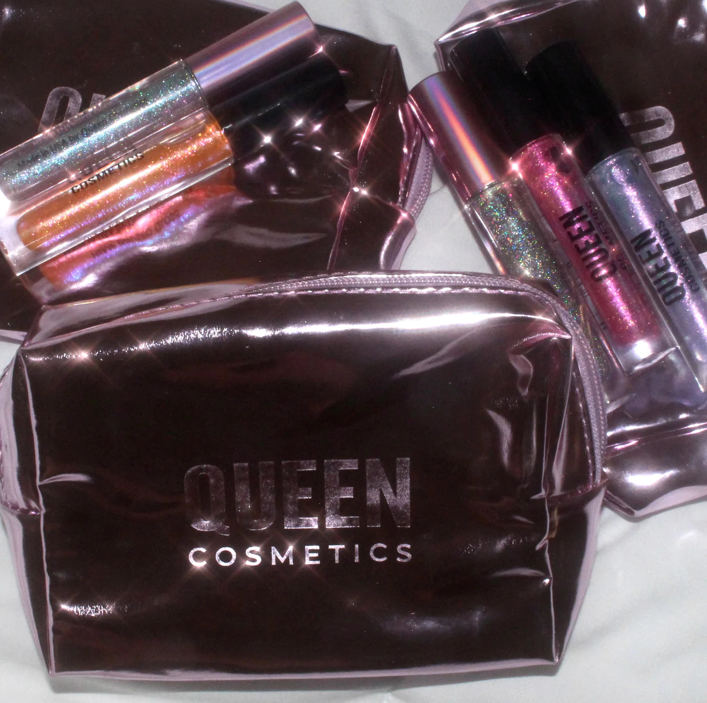 QUEEN COSMETICS METALLIC PINK MAKEUP BAG