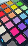 Load image into Gallery viewer, Blends Palette
